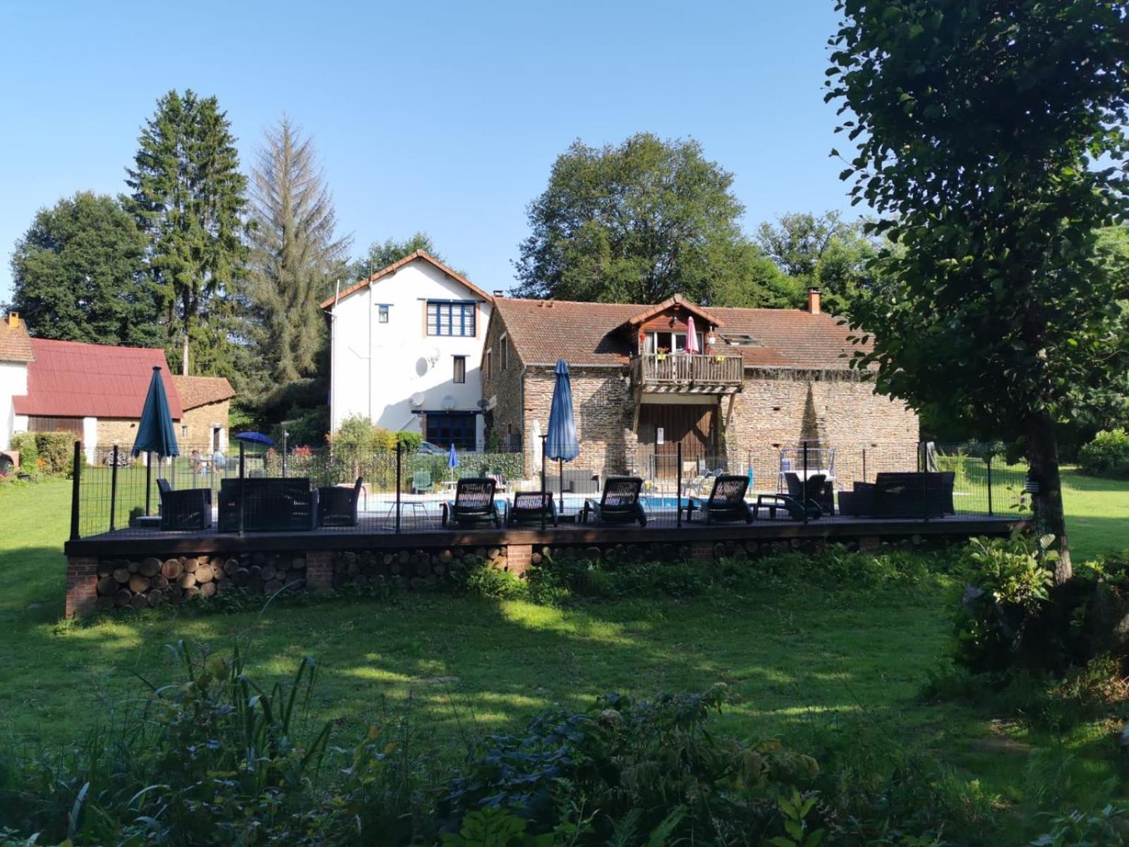 Luxury Glamping @Moulin Des Forges Hotel Moutier-Malcard Exterior photo